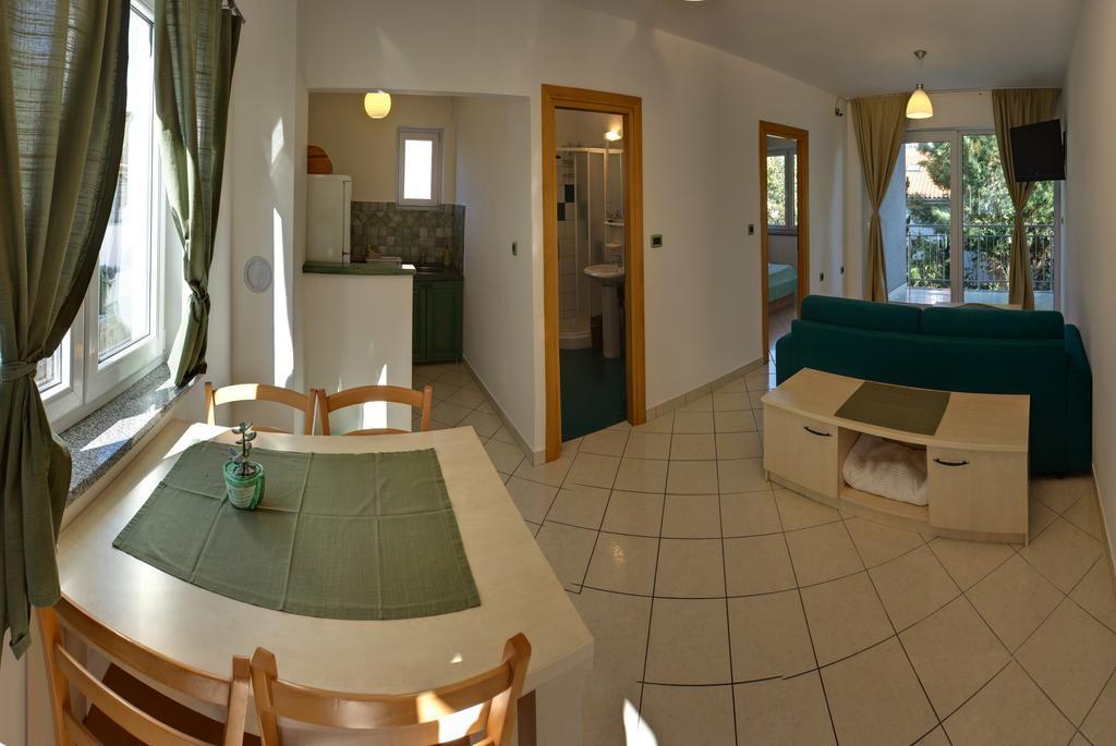 Vis A Vis Apartments Baška Rom bilde