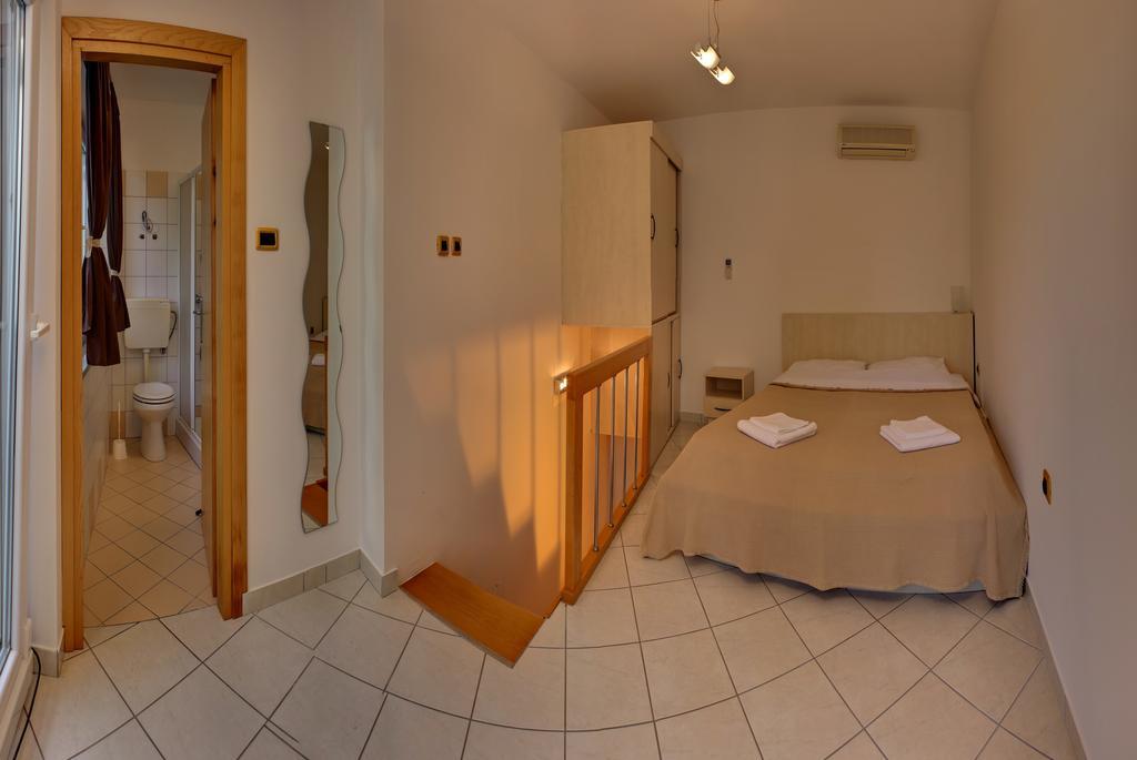 Vis A Vis Apartments Baška Rom bilde